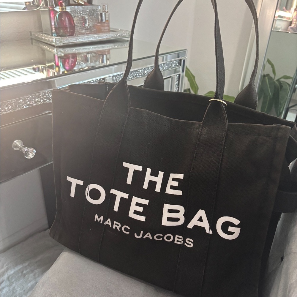 Marc Jacobs Black and White Tote Bag